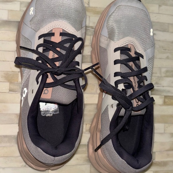 On Running Shoes - On sneakers